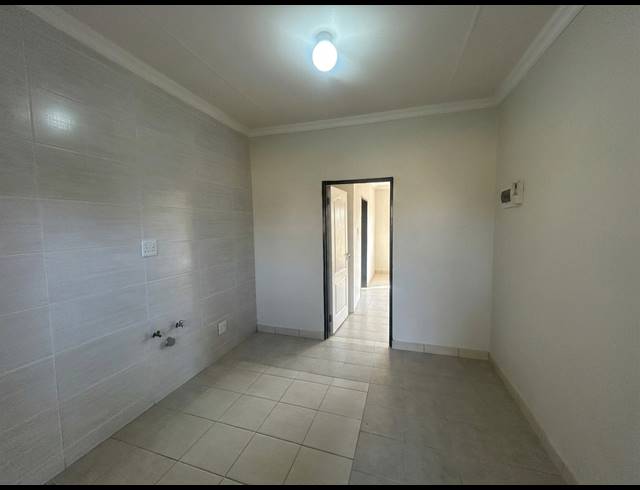 1 BEDROOM FLAT RENTED IN BEDWORTH PARK